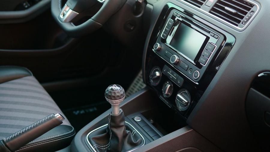  Volkswagen Jetta Helios Tribute 2014 года  (фото 9 из 20)